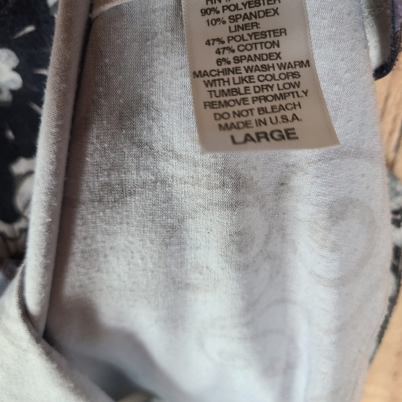 Pure Karma Active Tank Top With Boho Pattern - Picture 12 of 16